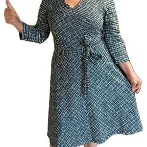 Shelby & Palmer Teal Checkered 3/4 Sleeve Dress. Back zipper.